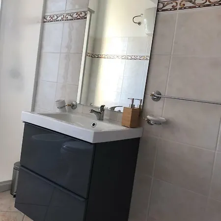 Apartment Oasis