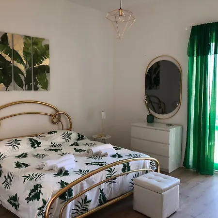 Oasis Apartment
